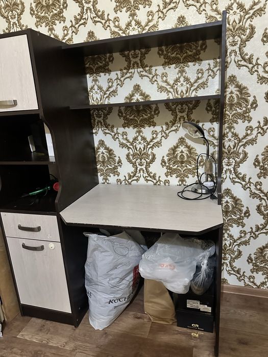 Компьютерный стол