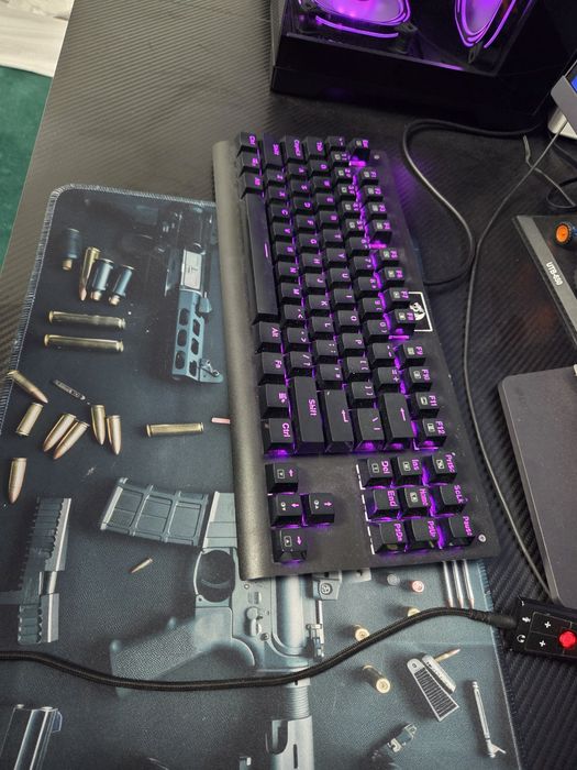 PC gaming 5060TI setup COMPLET in garantie 2 ani