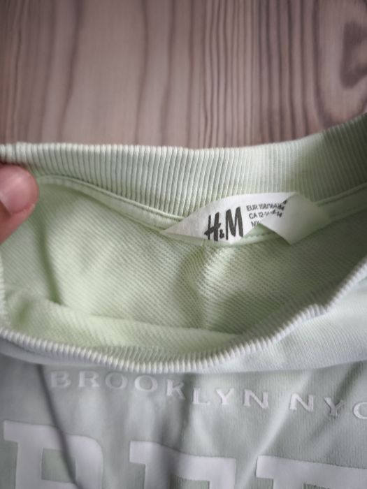 Два суитшърта и коледна блузка S размер