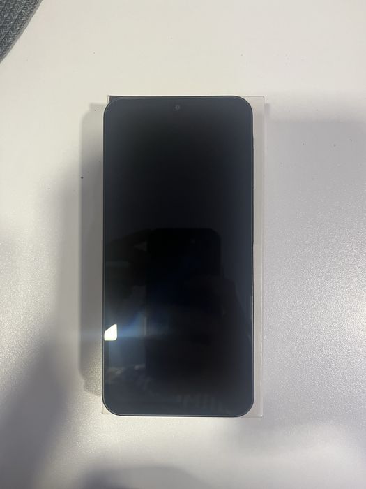 Samsung A17 5G, nou cu cutie