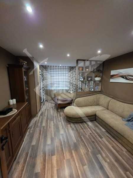 Двустаен апартамент в Меден рудник, зона Б