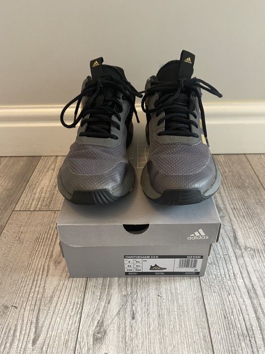 ADIDAS OWNTHEGAME - marimea 36 pt baieti!