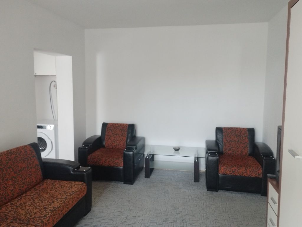 De inchiriat apartament 2 camere