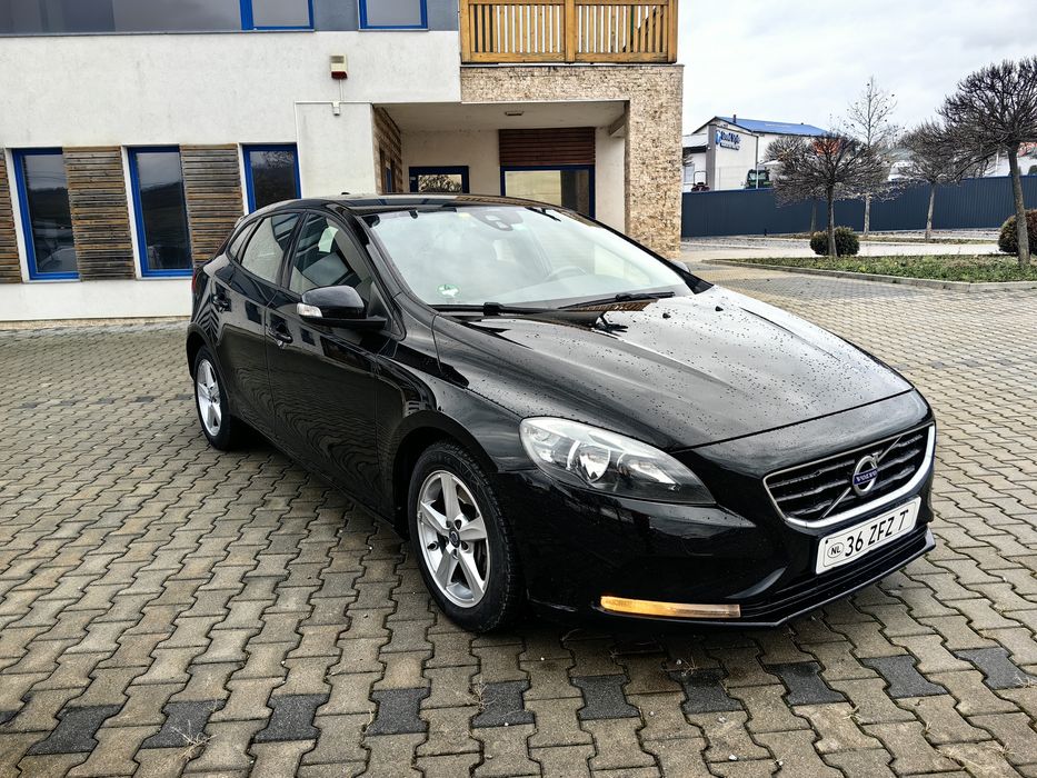 Volvo V40 2.0, 5 Cilindri 150 cp