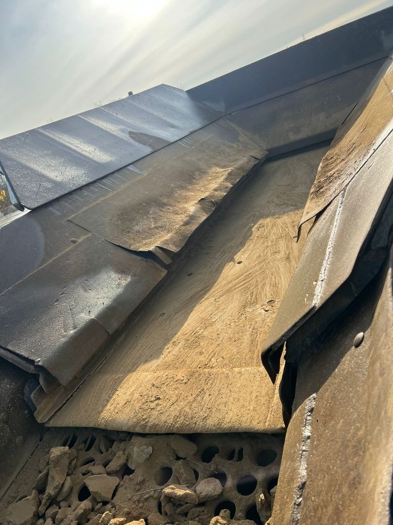 Reparații cupe excavatoare, vole,concasoare,suduri aluminiu.
