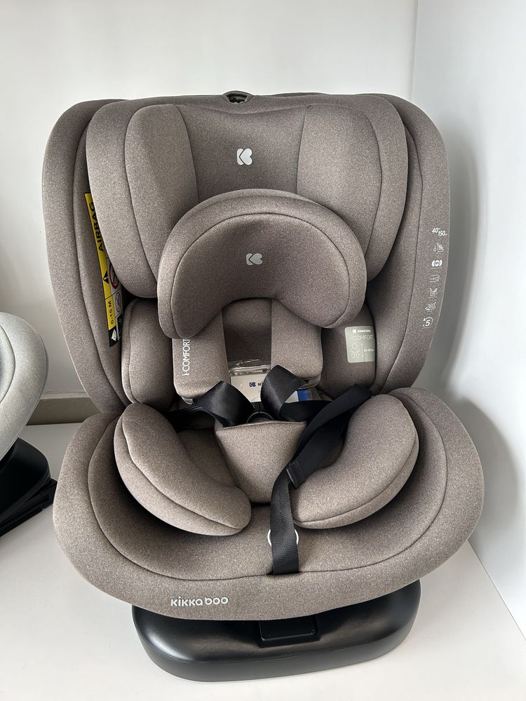 Стол за кола i-comfort i-size isofix 360’въртене