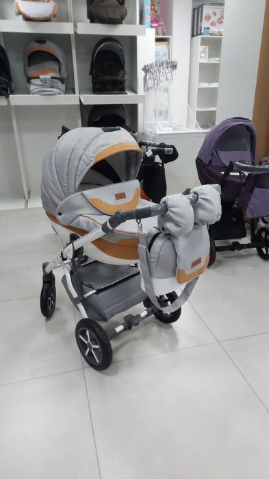 Rezervat pana la livrare - Vand Carut Krausman Contempo 3 in 1 cu acce