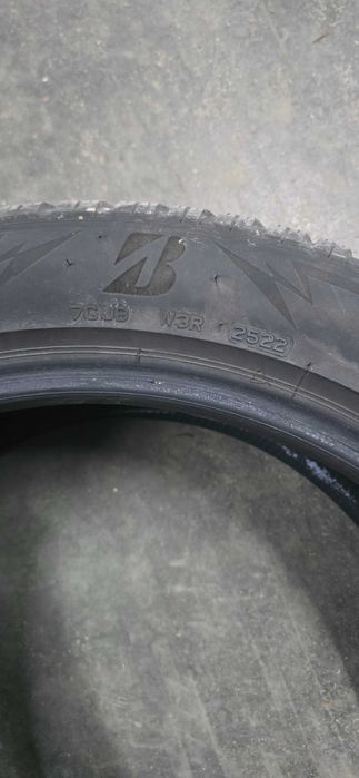 Зимни гуми 20 цола за джип Bridgestone Blizzak LM005