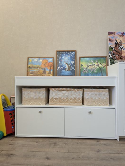 Продам тумбу с выдвижными ящиками