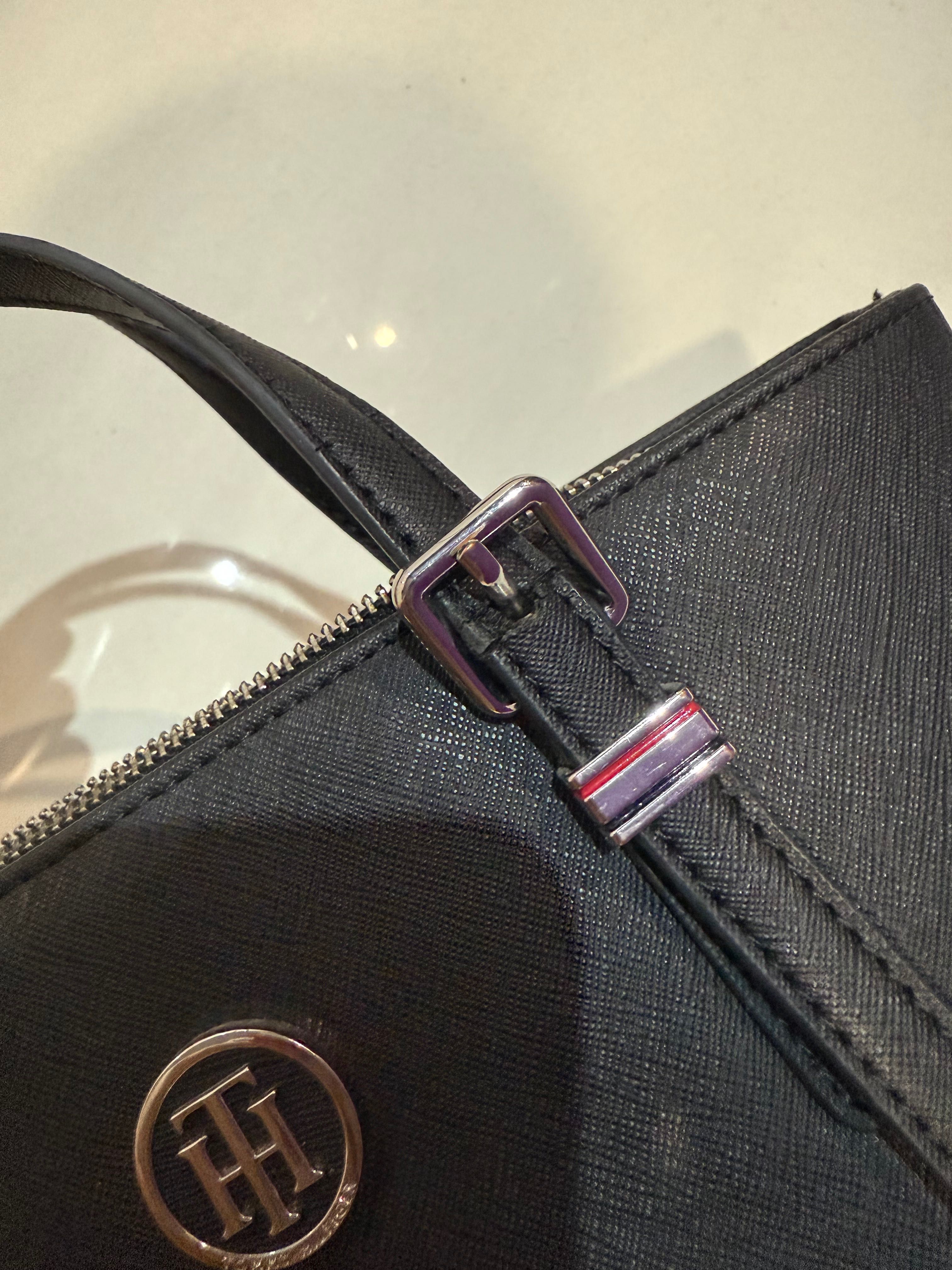 Дамска чанта Tommy Hilfiger