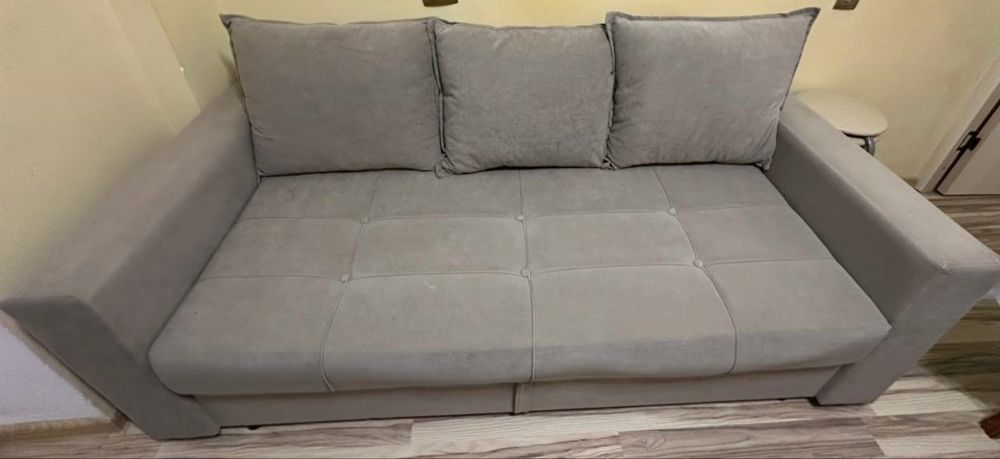Продам диван в отличном состоянии