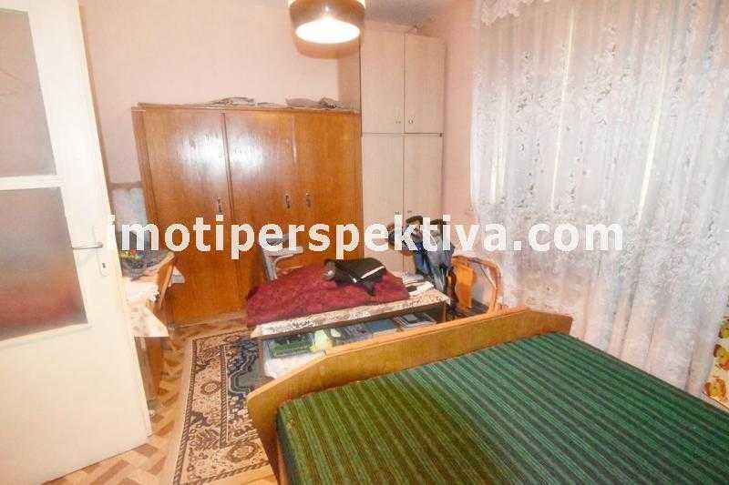 реф.13671 Голям имот в Мараша + 2 тавански стаи с опция усвояване