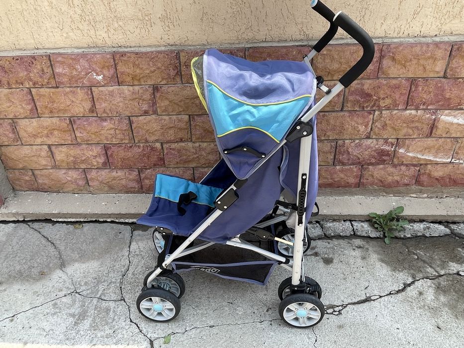 Продам коляску, детский велосипед и самокат 3-х колёсный