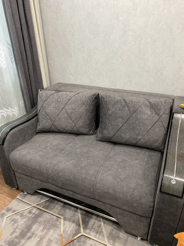 Продам 2 подростковых дивана