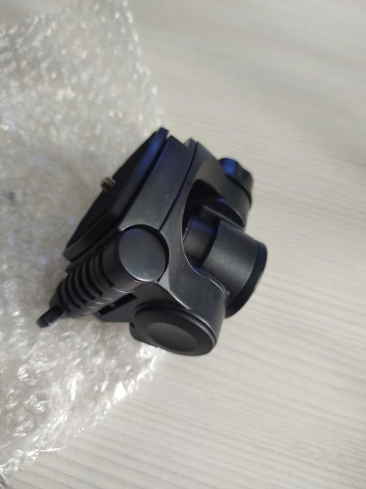 Trepied/tripod victiv nt70