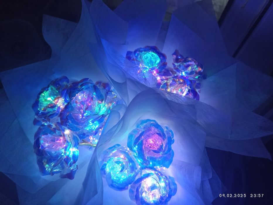 Букет светящихся роз