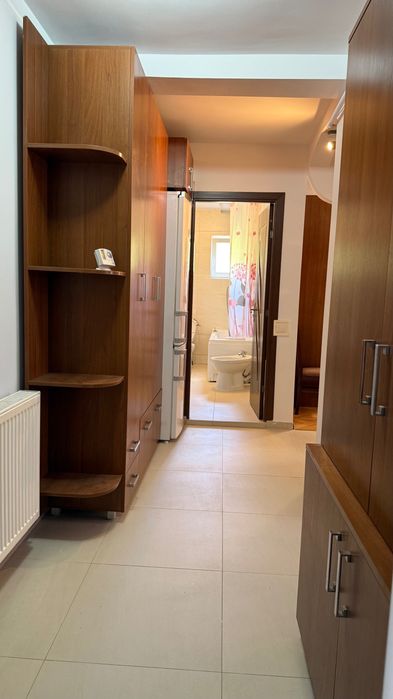 Apartament + parcare - de vânzare - strada Stejarului