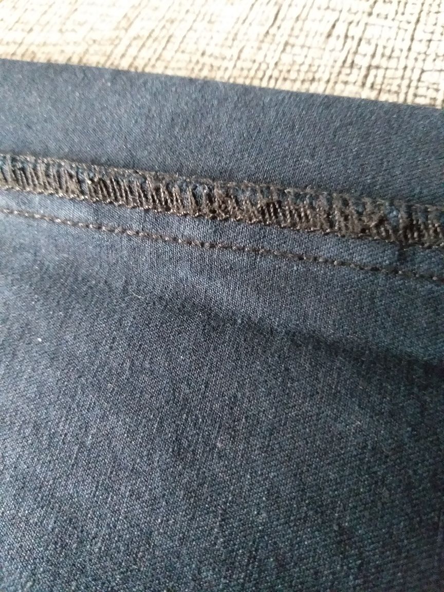Брендовые джинсы от Valentino