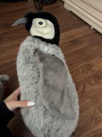 плюшевый пингвин