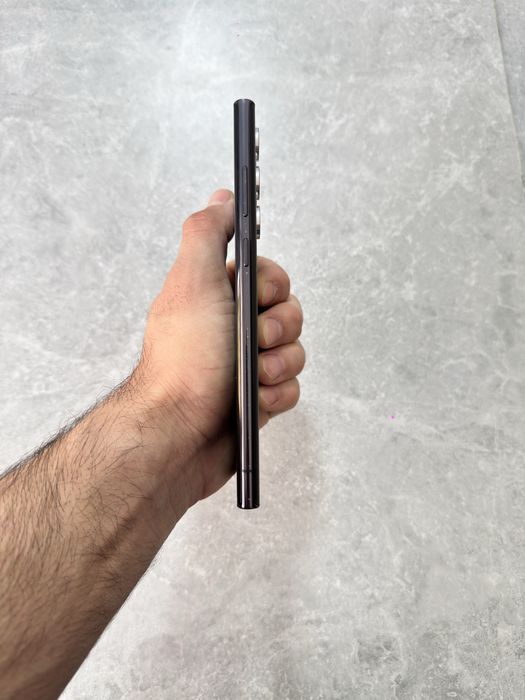 Samsung Galaxy S22 Ultra 12/256GB