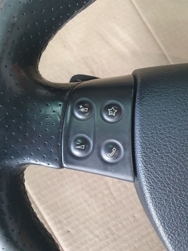 GTI волан за golf 5 / passat с пера