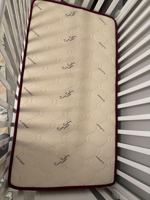 Бебешко легло Pali с механизъм за люлеене