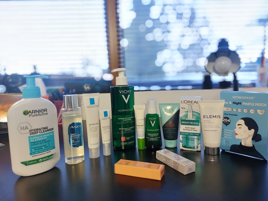 Лот козметика за проблемна кожа