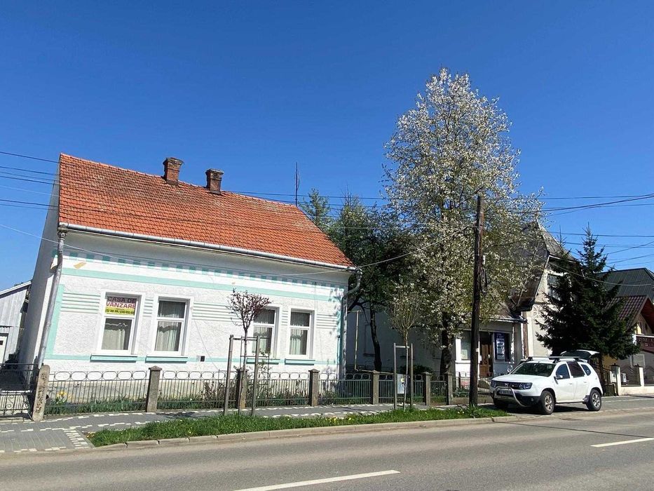 Casă cu istorie și potențial în inima Rădăuțiului