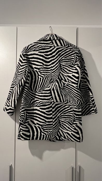 Palton Zara model zebra