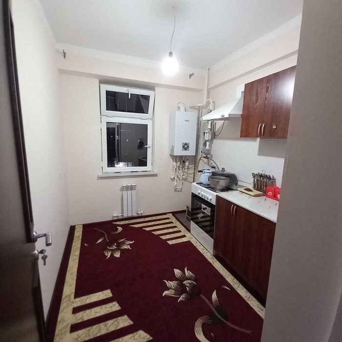 M.Ulug'bek tumanida 3 xonalik uy sotiladi 1-qavat