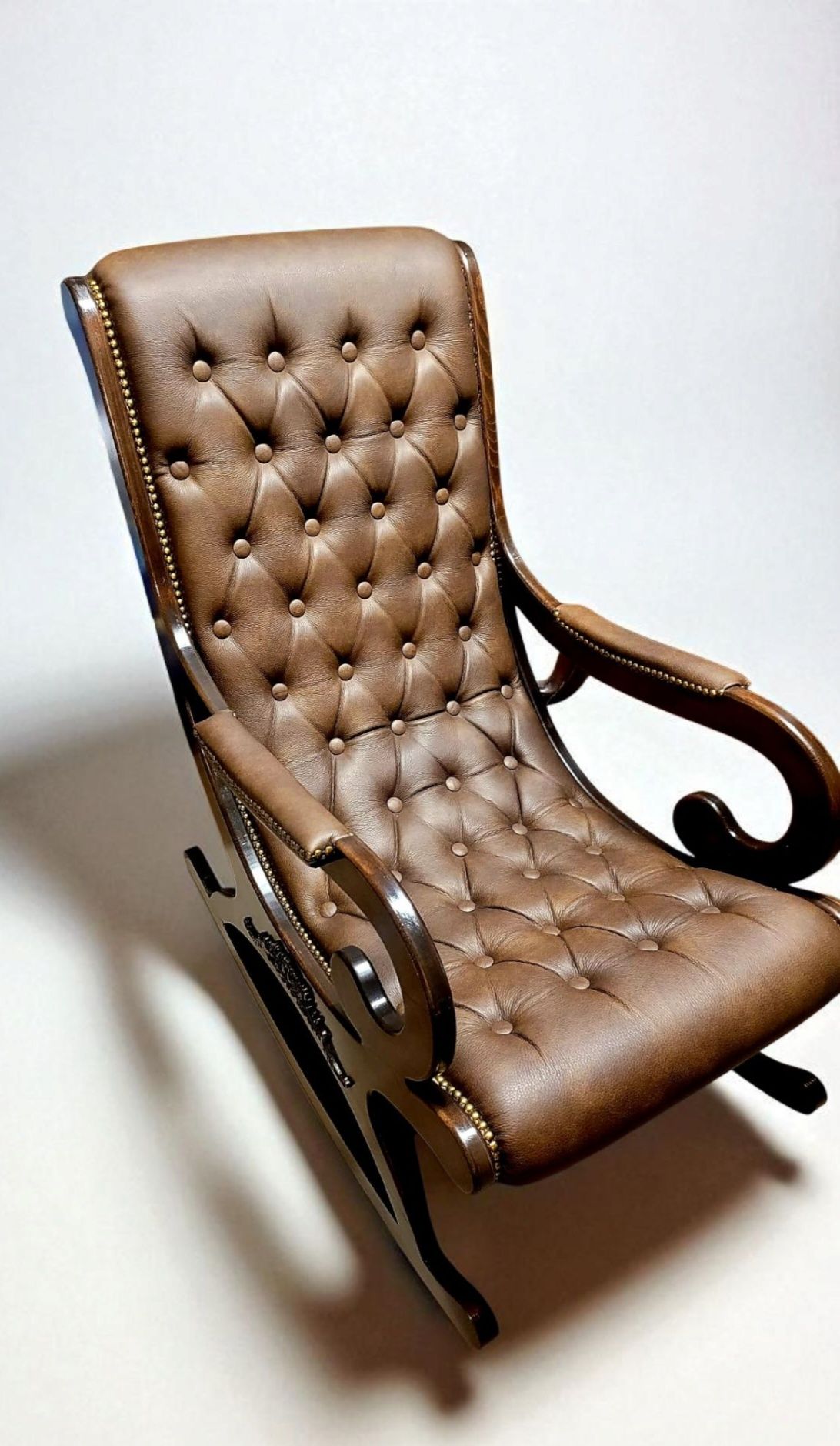Balansoar stil Chesterfield NOU din piele italiana(leagan, fotoliu)
