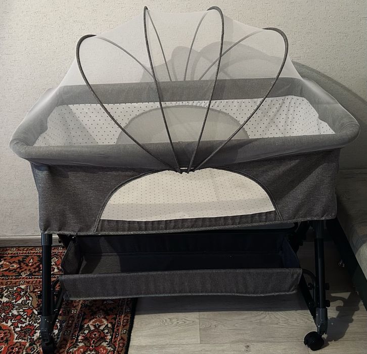 Продам кроватка-манеж