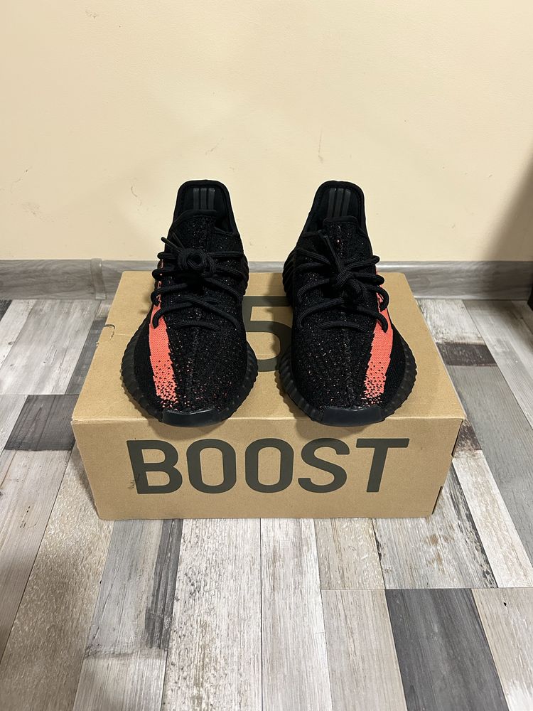 Оригинални Yeezy 350 v2 "Core Red"