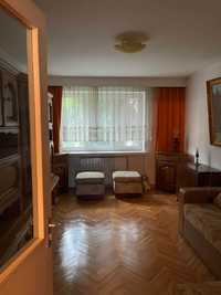 Apartament nemobilat trei camere zona linistita cartier Sasar