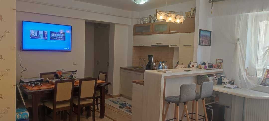 Închiriez apartament 2 camere Zamca