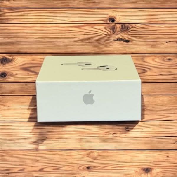 Airpods 4 НЕотваряни с фактура