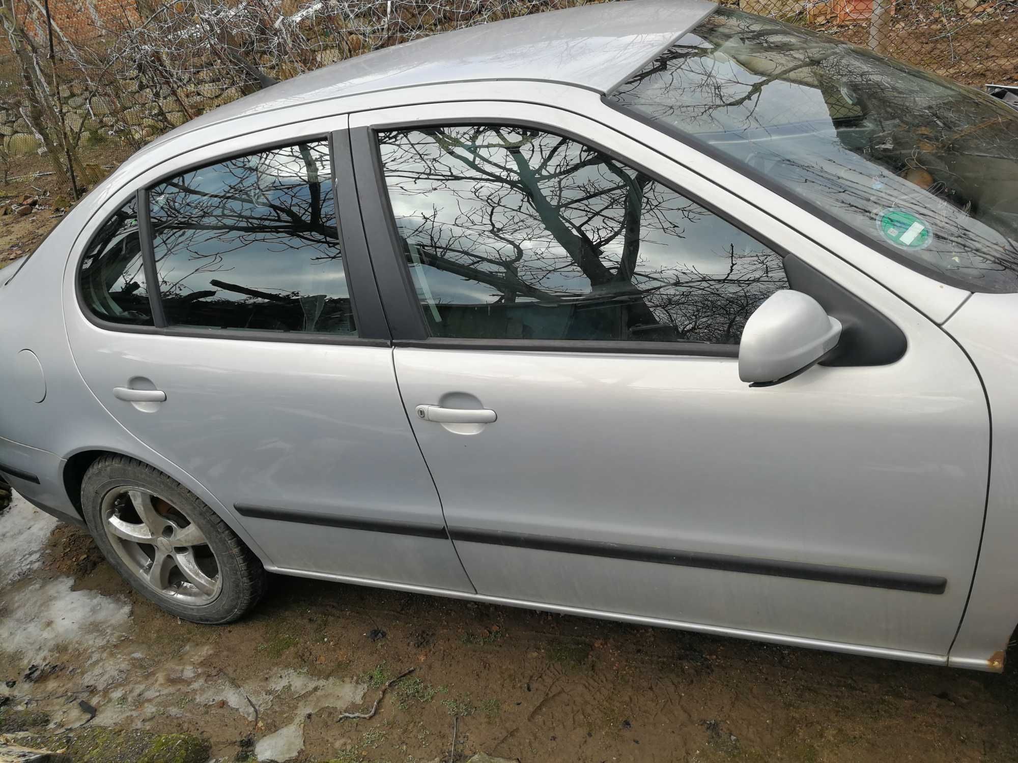 Seat TOLEDO 2.3i 2001г НА ЧАСТИ