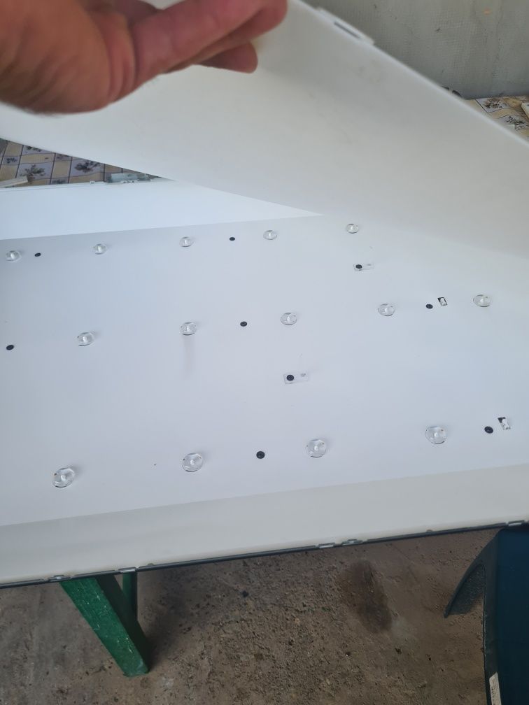 Подсветка и захранване за 40"тв