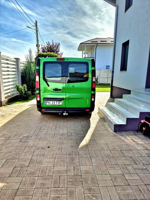 Renault Trafic - Opel Combo