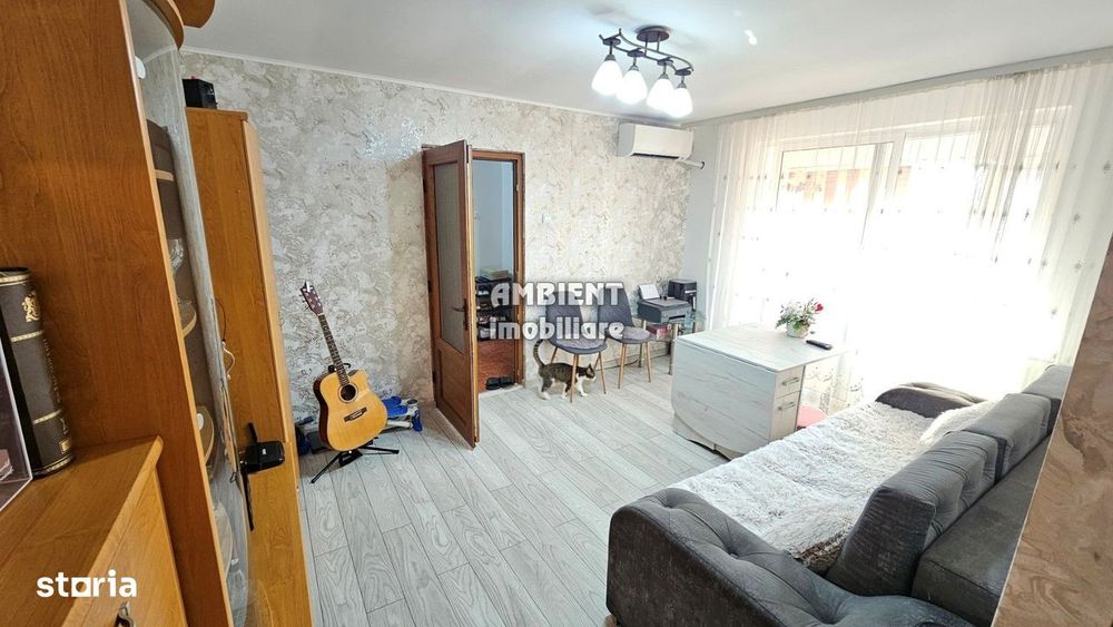 Apartament cu 3 camere, renovat total, zona Decebal - Kaufland;