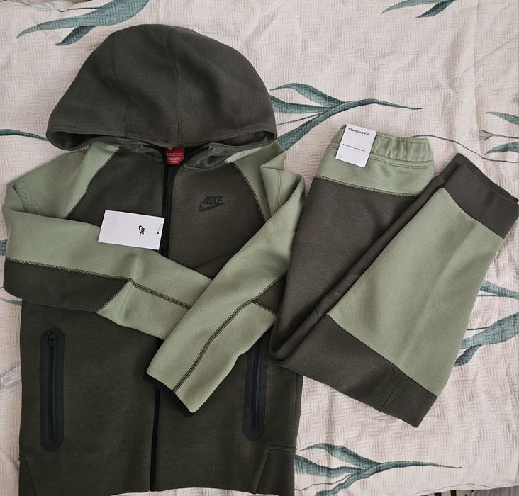 Nike Tech fleece детски комплект
