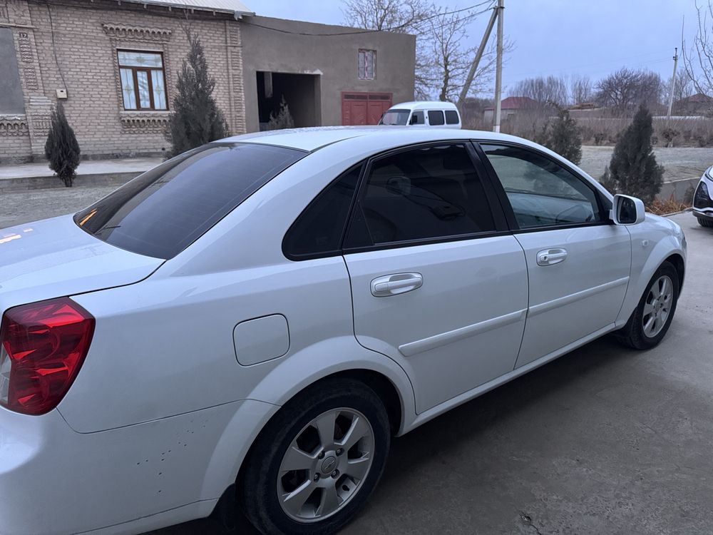 Продается Своя Chevrolet Gentra 3 позиция