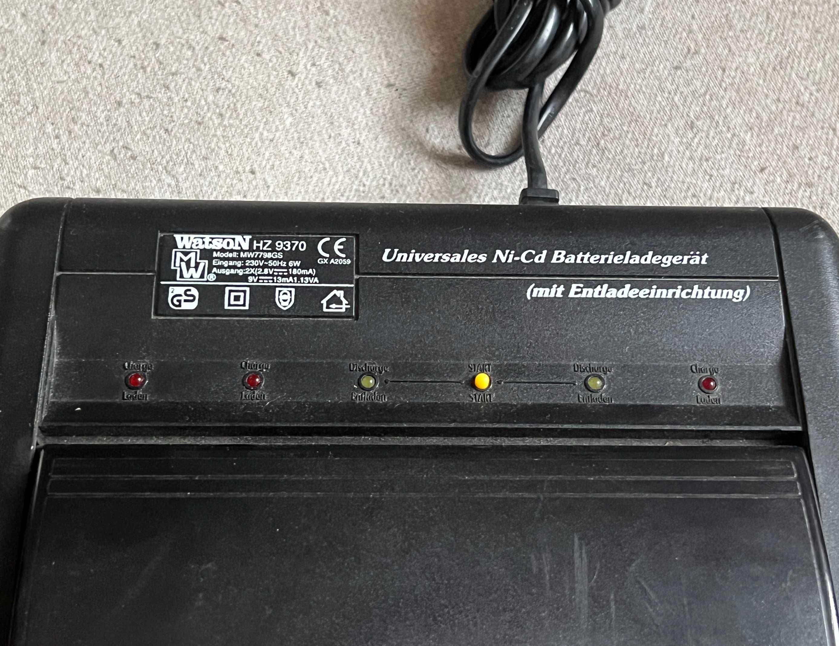 Incarcator universal de baterii cu descarcare NI-Cd Watson HZ 9370