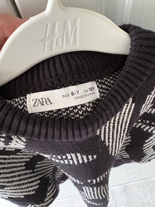 Zara Sweatshirt Блуза и H&M T-shirt Тениски