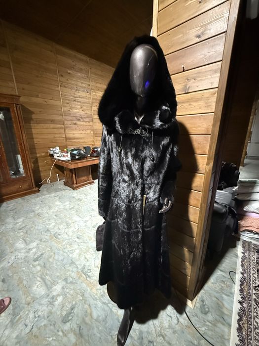 Продам Шубу норковую новую