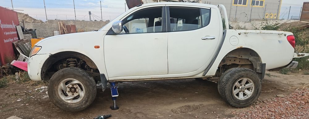 Vand roti mitsubishi pajero patrol ford l200 L200 fara suduri sau stra