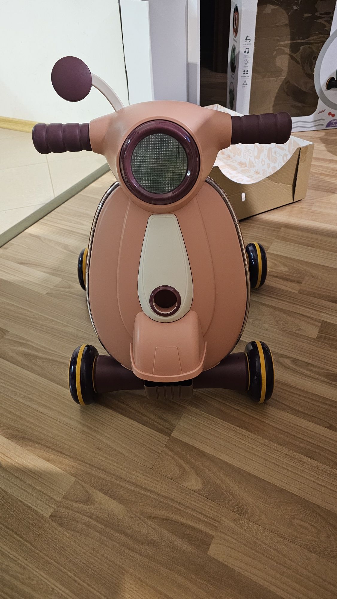 Музикална играчка за прохождане Baby Walker