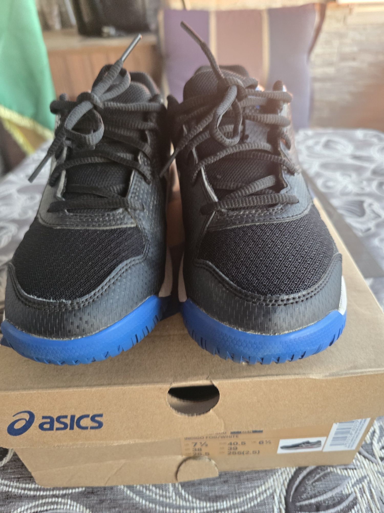 Маратонки за тенис Asics Delicate 8