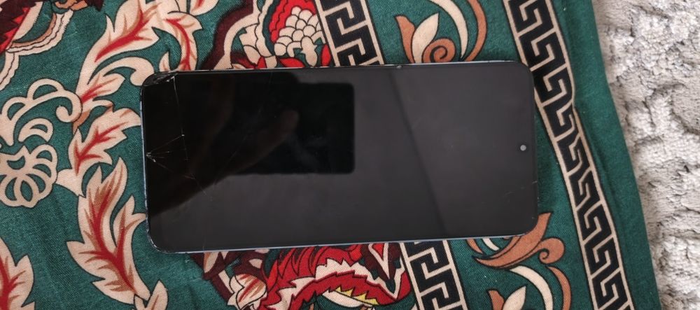 Honor x8a срочно продаю