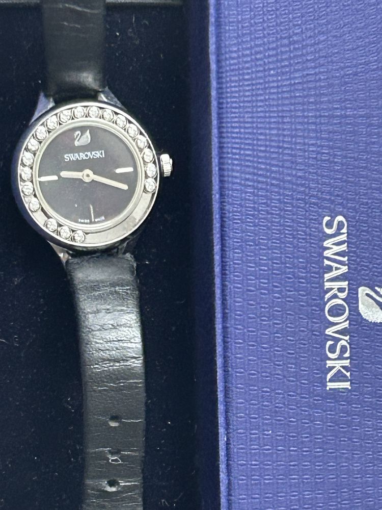 Оригинален часовник Swarovski